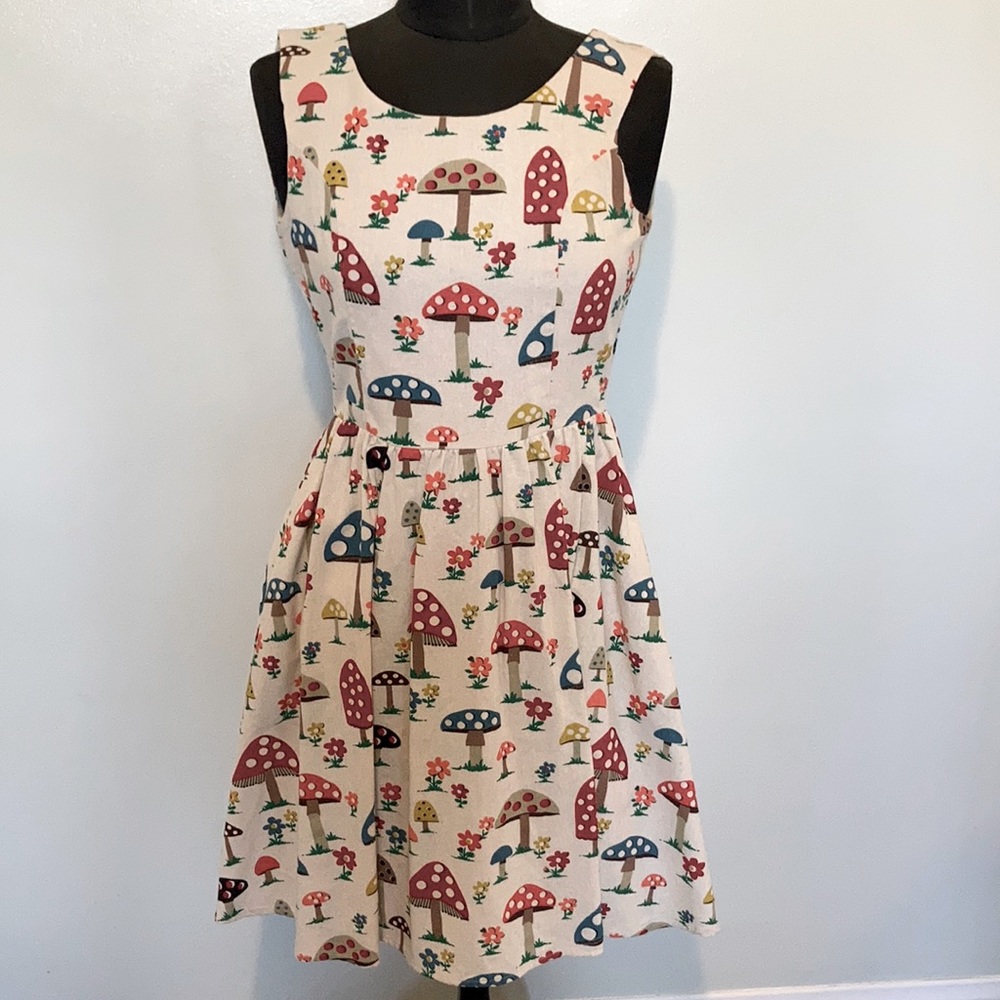 Tulip Unique Vintage dress